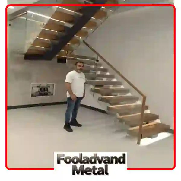 پله معلق در تهران