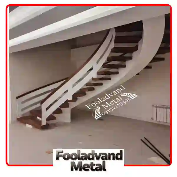 اجرای پله چوبی با زیرسازی فلزی